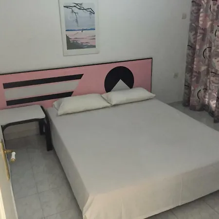 Dimis And * Olympiakí Aktí