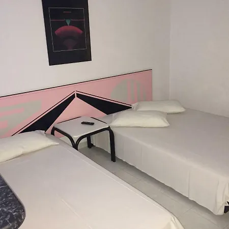 Dimis And Apartamento Olympiakí Aktí