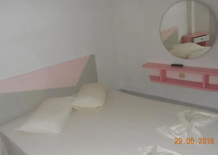 Dimis And Lejlighed Olympiakí Aktí