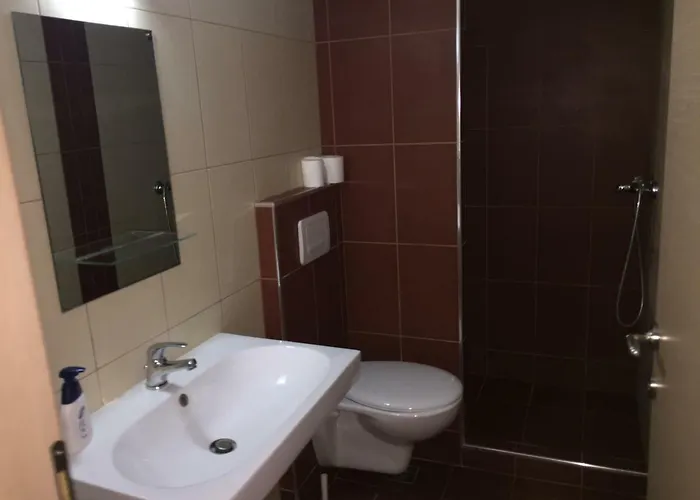 Lejlighed Dimis And *