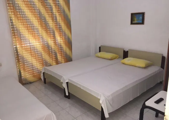 Dimis And * Olympiakí Aktí