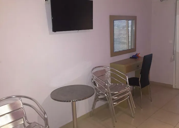 Lejlighed Dimis And *